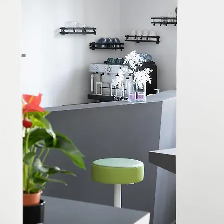 Bohoostel * 博洛尼亚