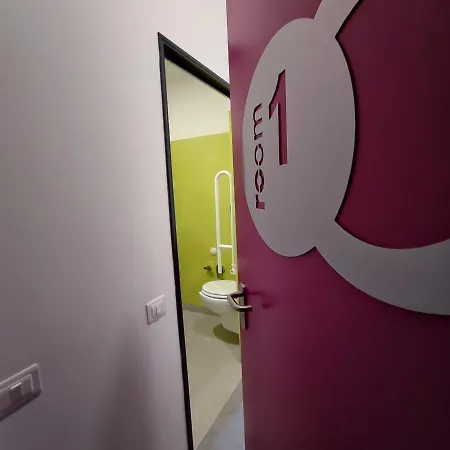Hostal Bohoostel *