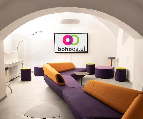 Bohoostel