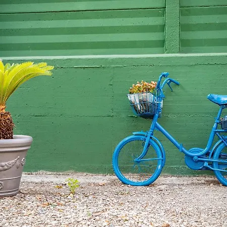 Bohoostel بيت شباب بولونيا