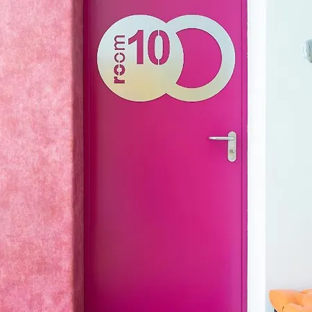 بيت شباب Bohoostel