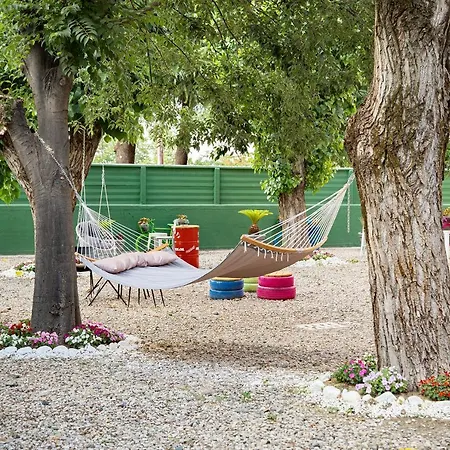 بيت شباب Bohoostel