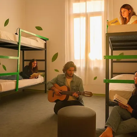 بيت شباب Bohoostel